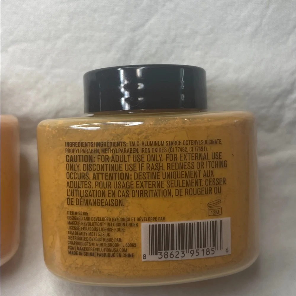 2/$20 Revolution 2 Baking Powders Peach & Terracotta Finish & Set your Look NIP